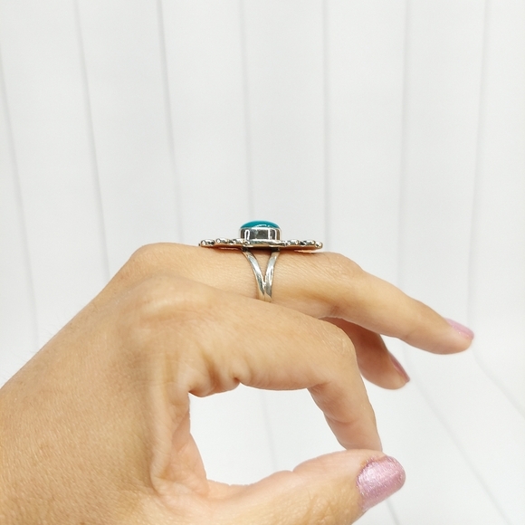 Turquoise Ring - Picture 6 of 9